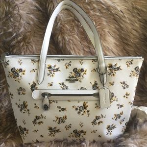 Coach Floral City Tote Bag ...Carried ONCE